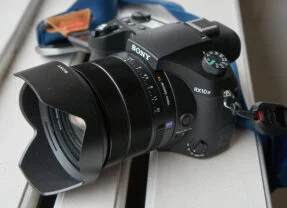 RX10 IV: Lord of the Zoom
